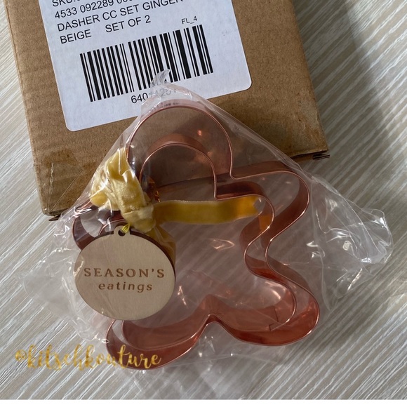 Anthropologie Gingerbread People Cookie Cutters, Set of Two - Picture 6 of 6